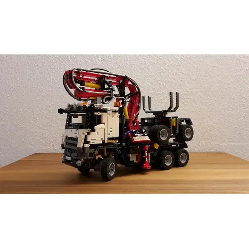 42043 Lange Houten Vrachtwagen - Heavy Equipment Lego recensie en prijs